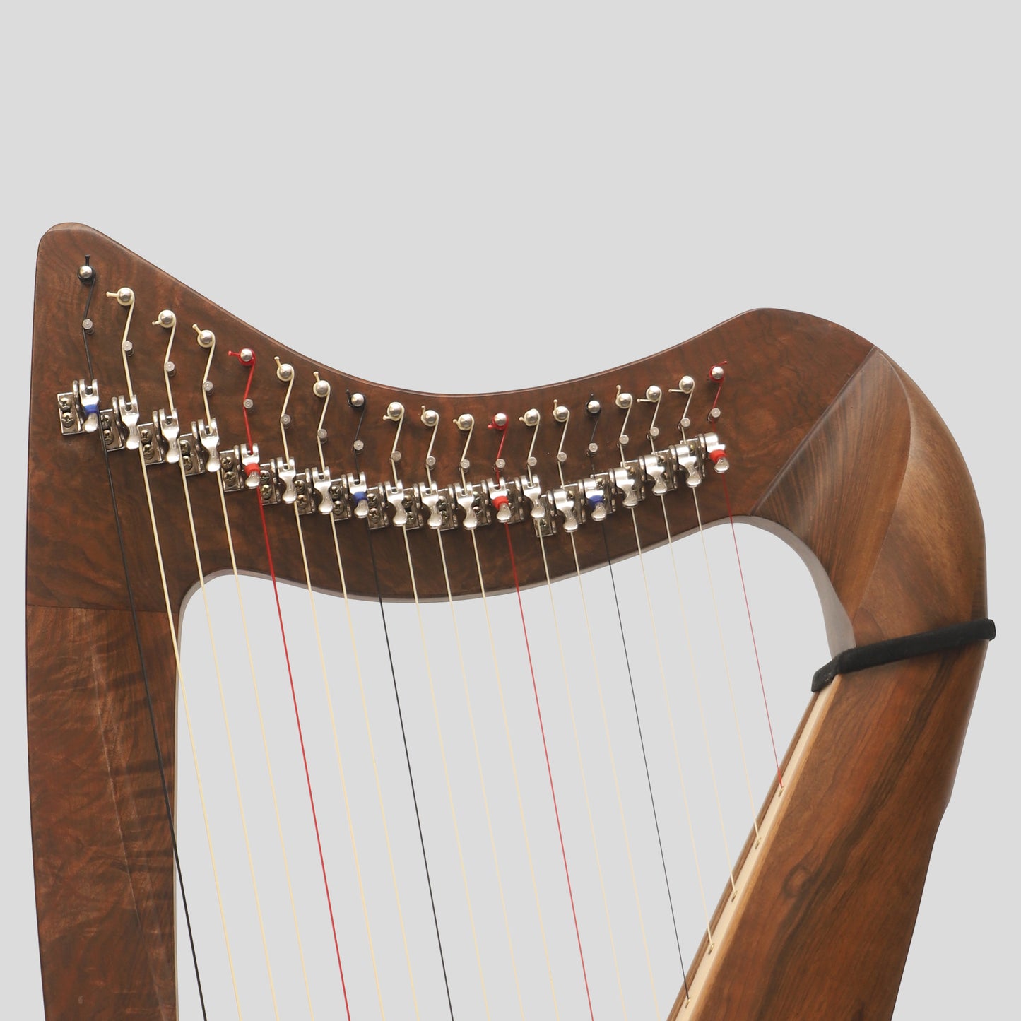 19 String Claddagh Harp Walnut