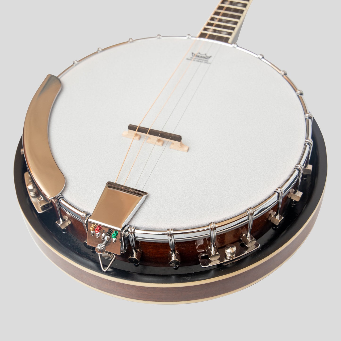 Heartland 4 Saiter 17 Bünde Irischer Tenor-Banjospieler Serie mit geschlossenem Sunburst-Finish mit festem Rücken