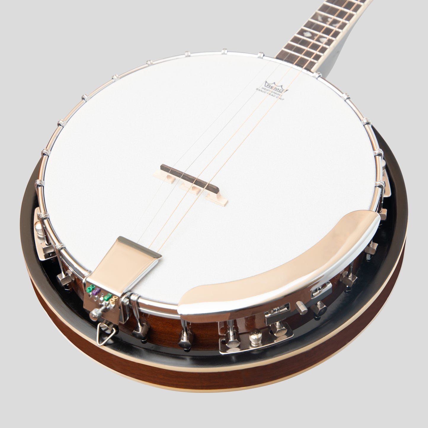 Heartland 4 String 19 Fret Irish Tenor Banjo Left Handed Player Series mit geschlossenem Solid Back Sunburst Finish