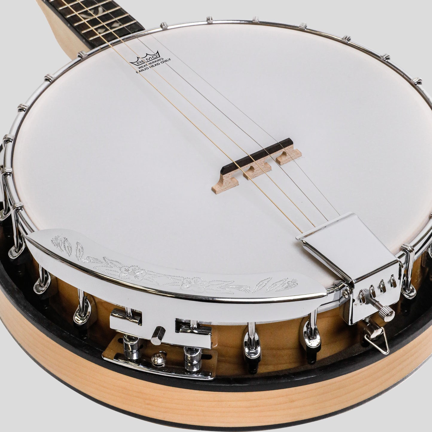 Heart land Deluxe Irish Tenor Banjo 19 Bütte mit 24 Halterung und geschlossenem, massivem Ahorn-Finish