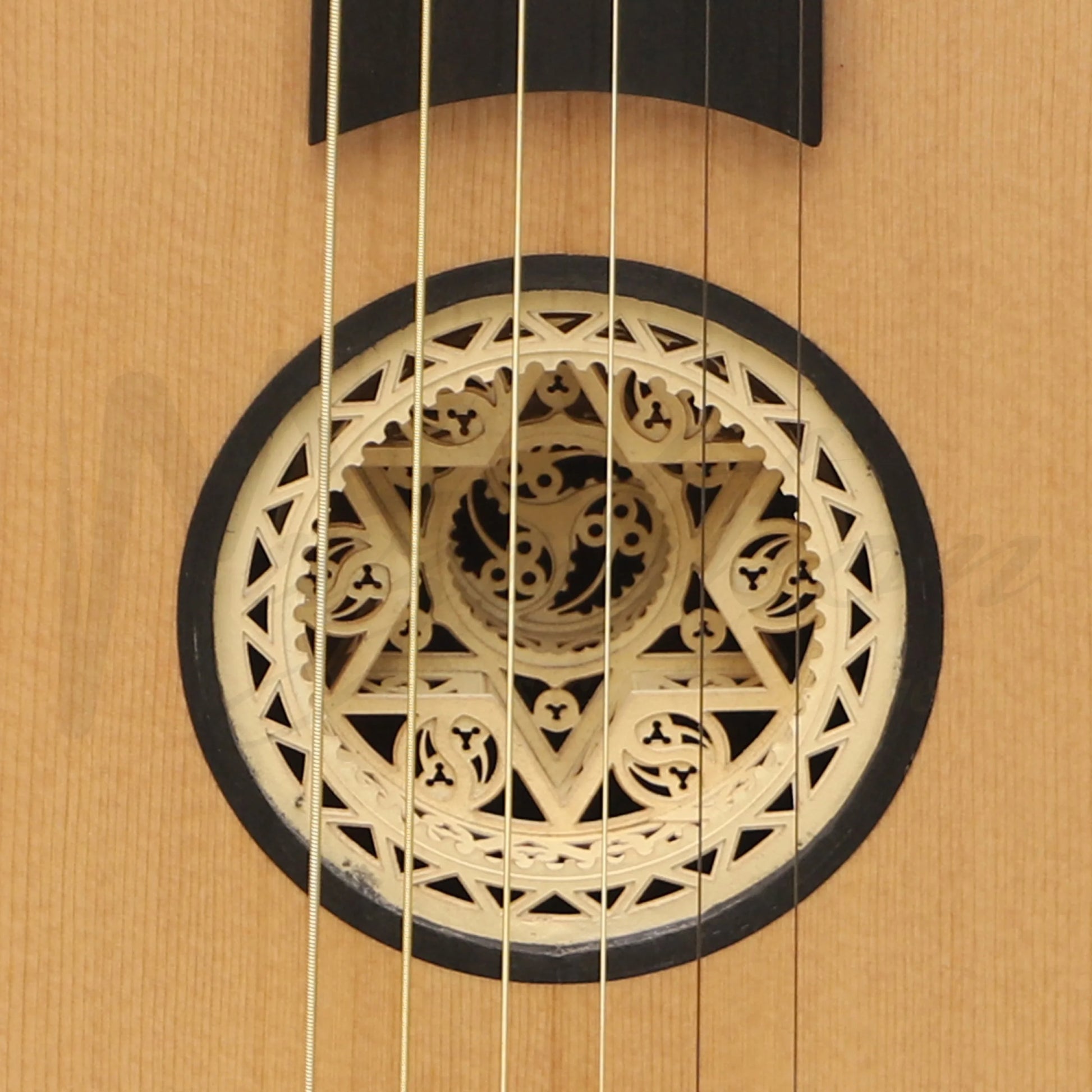 MUZIKKON LUTE GUITAR 6 STEEL STRINGS