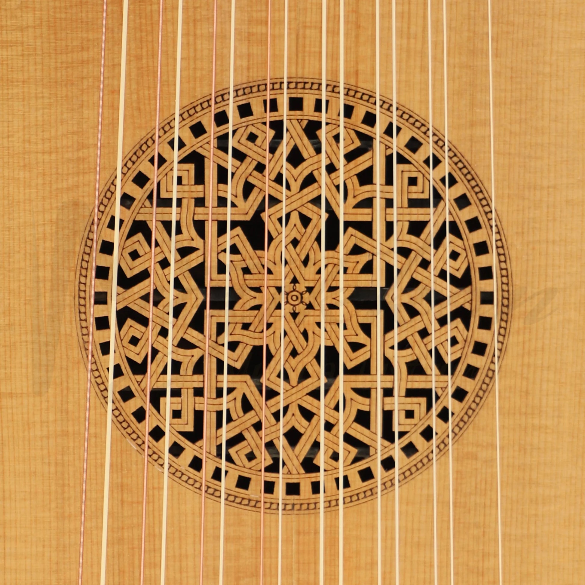 Muzikkon Renaissance Lute 8 Course Right Hand After Hieber Lute